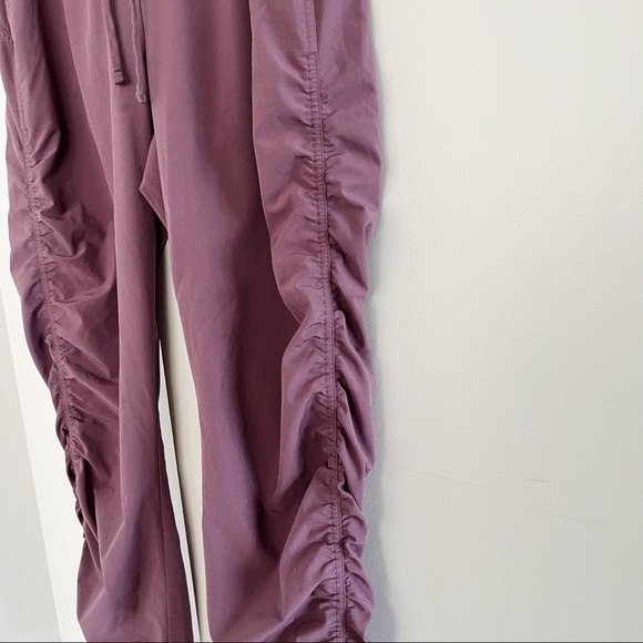 Athleta Volcano Violet Attitude Ruched Jogger Pant - Picture 3 of 6